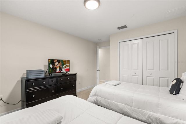 9075 DOGLEG DR, Davenport, FL 33896