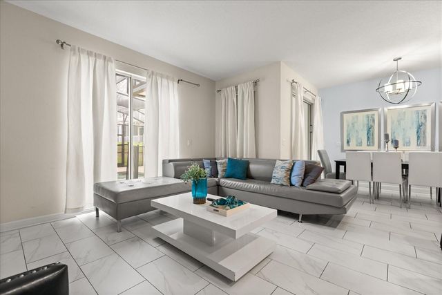 9075 DOGLEG DR, Davenport, FL 33896