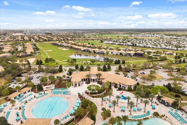 9075 DOGLEG DR, Davenport, FL 33896