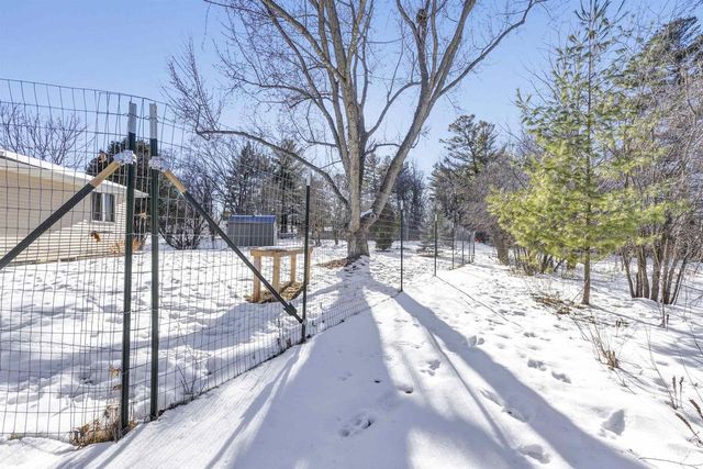 313 STEVEN COURT, Denmark, WI 54208