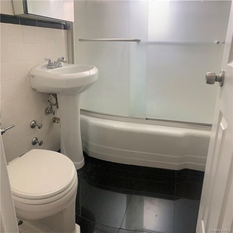 2 Sadore Lane 2E, Yonkers, NY 10710