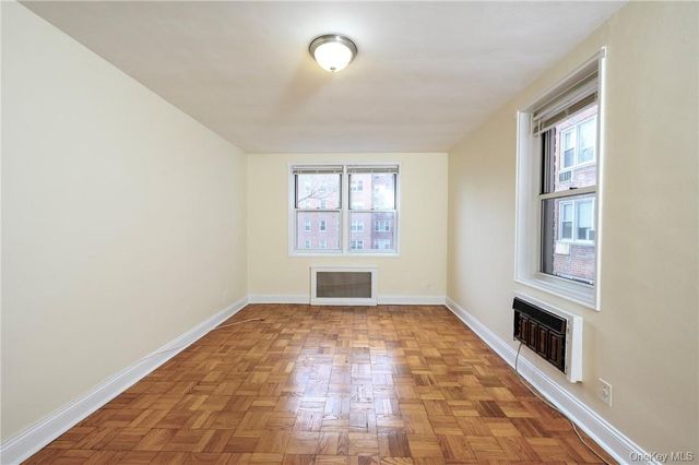 2 Sadore Lane 2E, Yonkers, NY 10710