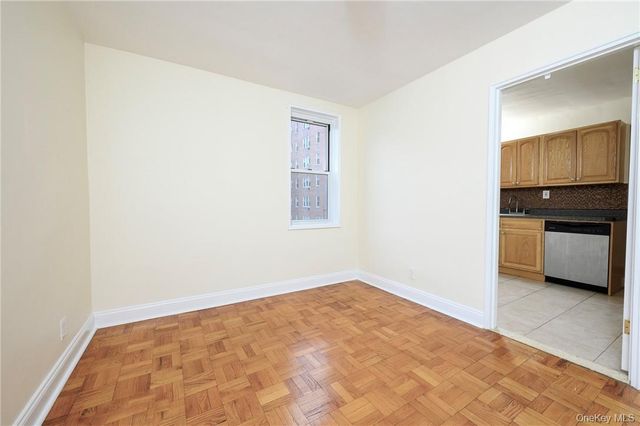 2 Sadore Lane 2E, Yonkers, NY 10710