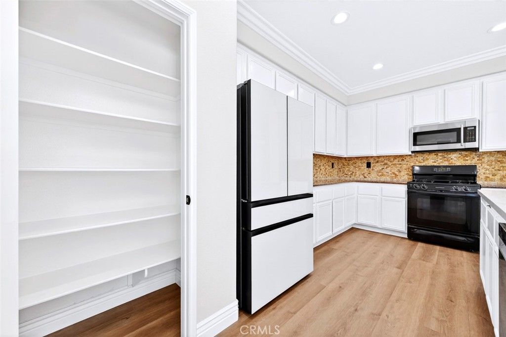 Image 35 of property listing at 7 Three Rivers, Irvine, CA 92602