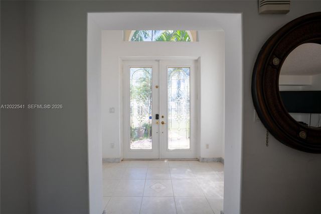 2701 N Atlantic Boulevard, Fort Lauderdale, FL 33308