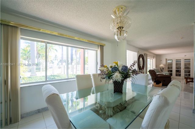 2701 N Atlantic Boulevard, Fort Lauderdale, FL 33308