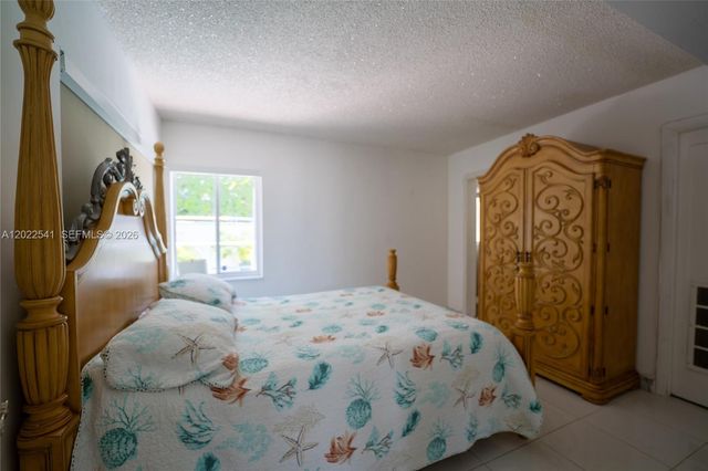 2701 N Atlantic Boulevard, Fort Lauderdale, FL 33308