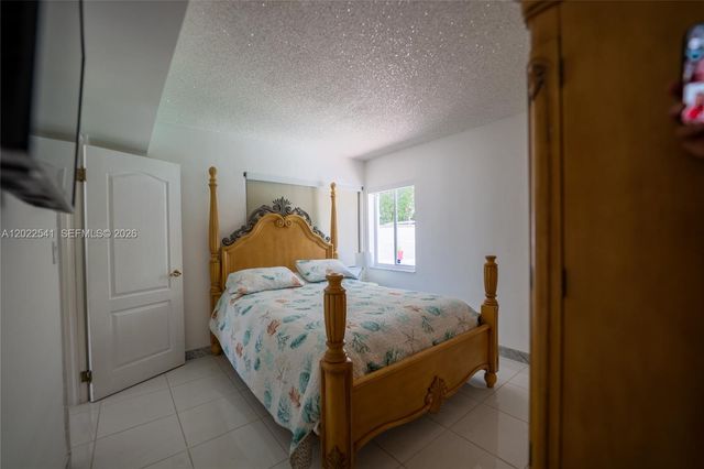 2701 N Atlantic Boulevard, Fort Lauderdale, FL 33308