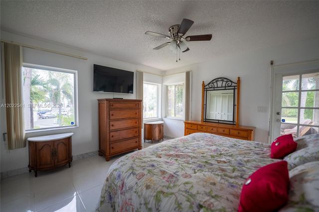 2701 N Atlantic Boulevard, Fort Lauderdale, FL 33308