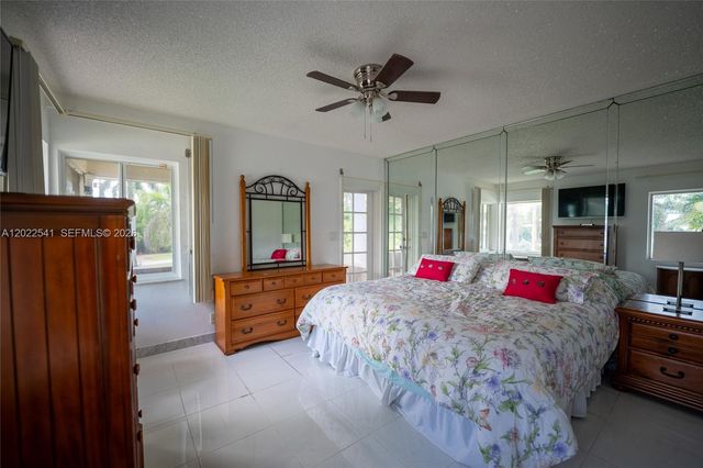 2701 N Atlantic Boulevard, Fort Lauderdale, FL 33308