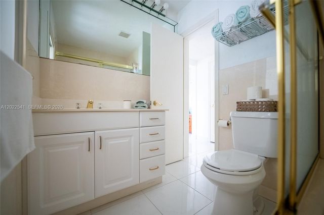 2701 N Atlantic Boulevard, Fort Lauderdale, FL 33308