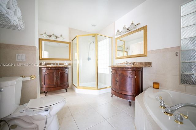 2701 N Atlantic Boulevard, Fort Lauderdale, FL 33308