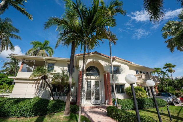 2701 N Atlantic Boulevard, Fort Lauderdale, FL 33308