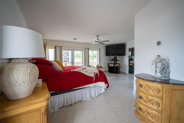 2701 N Atlantic Boulevard, Fort Lauderdale, FL 33308