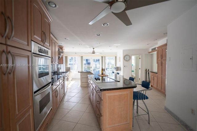 2701 N Atlantic Boulevard, Fort Lauderdale, FL 33308