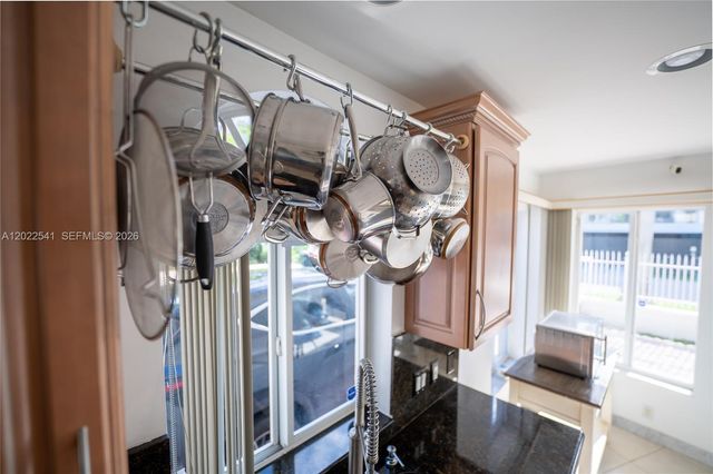2701 N Atlantic Boulevard, Fort Lauderdale, FL 33308