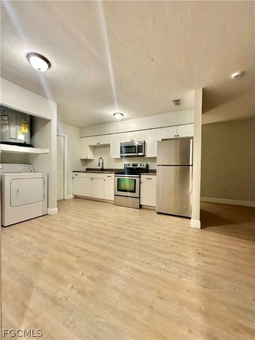 5635 5th AVE, Fort Myers, FL 33907