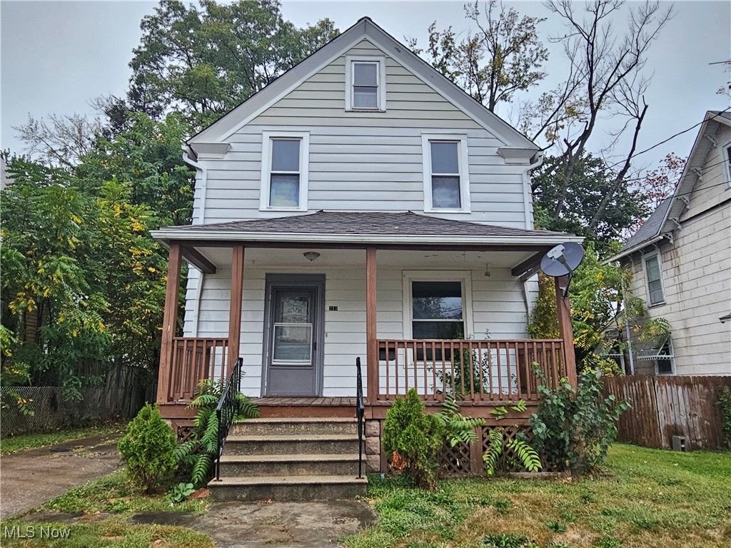 213 George Street, Elyria, OH 44035