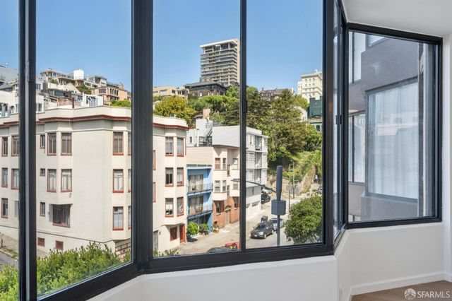 1520 Taylor Street 302, San Francisco, CA 94133