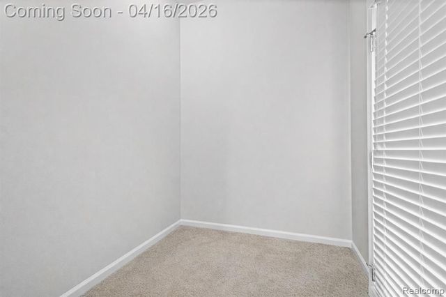 4616 Bradley Circle, Troy, MI 48085