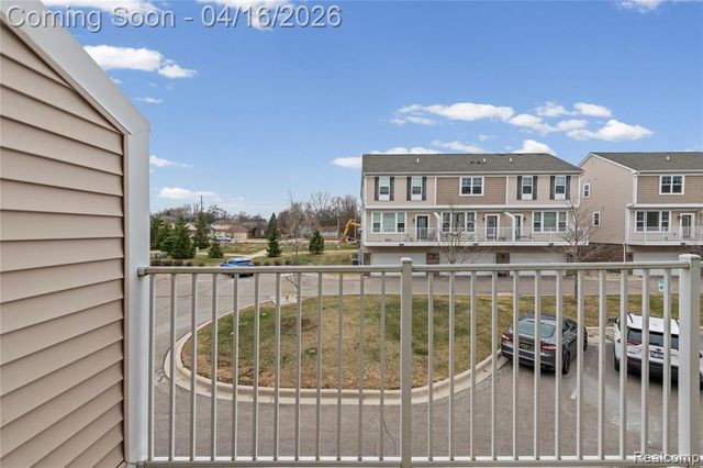 4616 Bradley Circle, Troy, MI 48085
