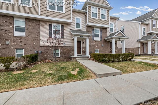 4616 Bradley Circle, Troy, MI 48085