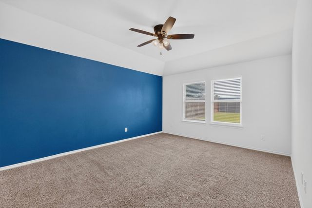 816 Glover Drive, Aubrey, TX 76227