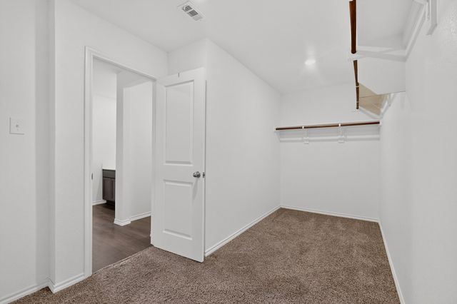 816 Glover Drive, Aubrey, TX 76227