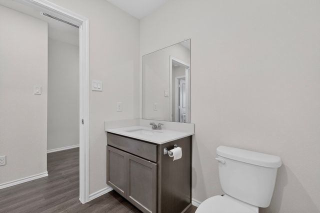 816 Glover Drive, Aubrey, TX 76227