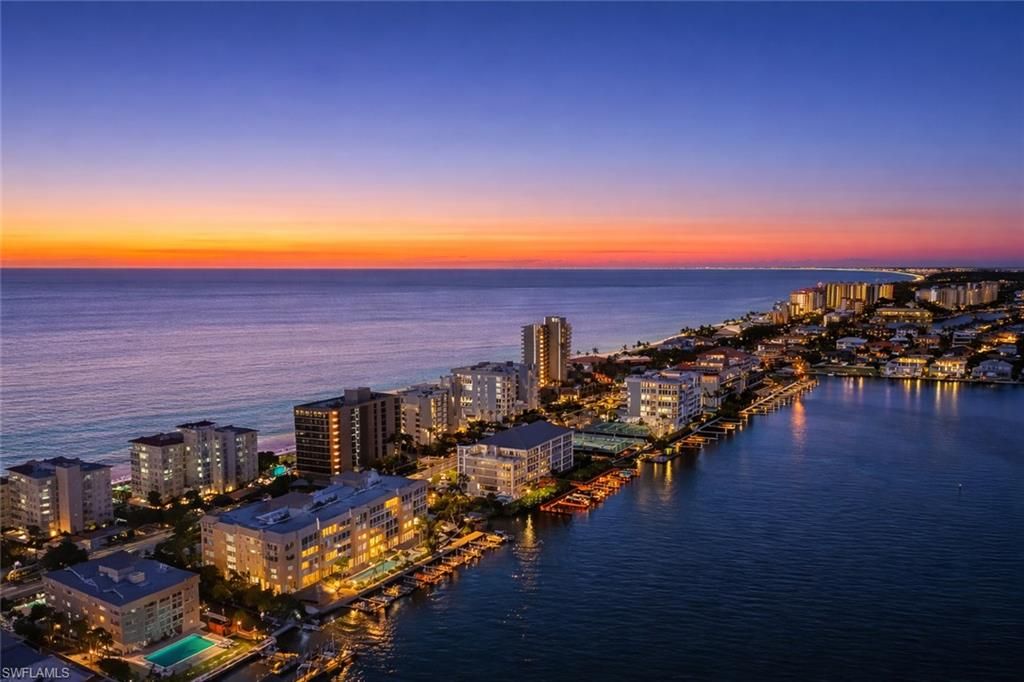 9566 Gulf Shore DR 102, NAPLES, FL 34108 — exterior