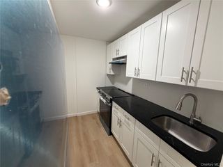 947 college Avenue, Bronx, NY 10453