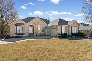 3857 Amberwood Street, Springdale, AR 72762