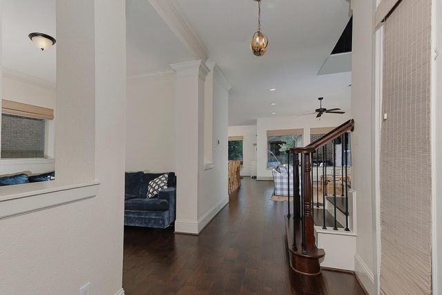 66 W Sawyer Ridge Drive, The Woodlands, TX 77389