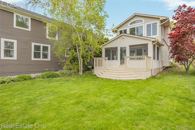 9047 Gale Road, White Lake Charter Township, MI 48386