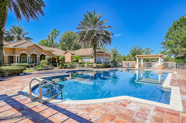 605 FAIRWAY Drive 203, St. Augustine, FL 32084