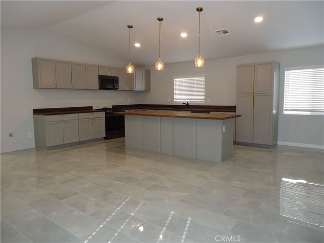 1330 Susan Avenue, Redlands, CA 92374