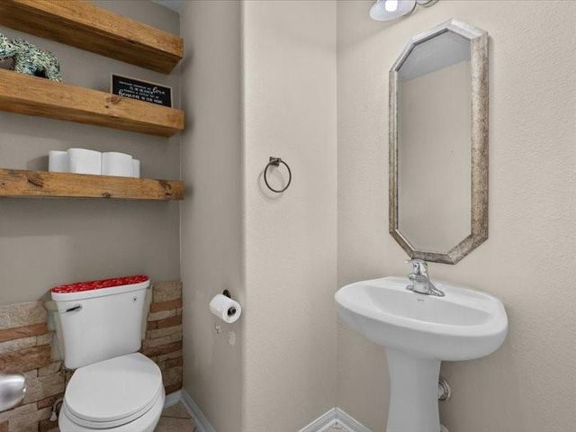 3703 Wild Oak Drive, Pearland, TX 77581