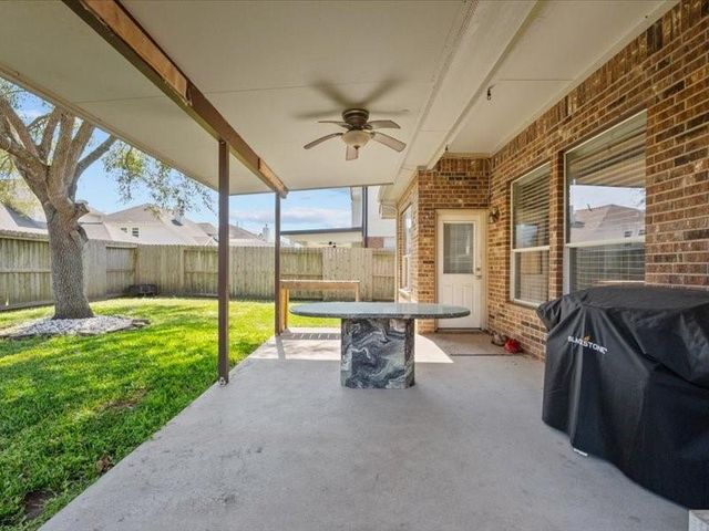 3703 Wild Oak Drive, Pearland, TX 77581