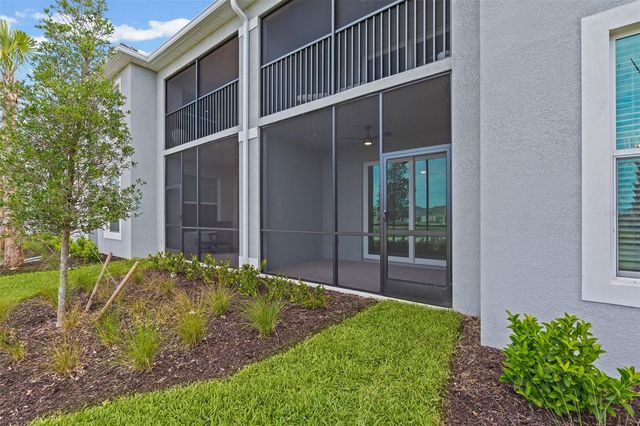 19015 SCALLOP LOOP 104, Lakewood Ranch, FL 34211