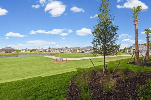 19015 SCALLOP LOOP 104, Lakewood Ranch, FL 34211