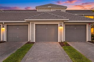 19015 SCALLOP LOOP 104, Lakewood Ranch, FL 34211