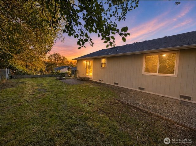17425 Highland View Drive, Arlington, WA 98223