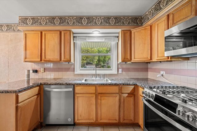 1326 CAVELL Avenue, Highland Park, IL 60035