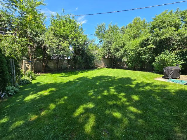 1326 CAVELL Avenue, Highland Park, IL 60035