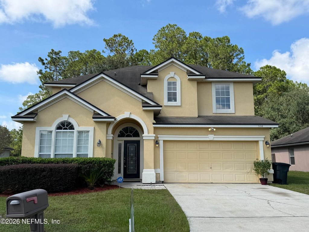 9158 RAPTOR Drive, Jacksonville, FL 32221
