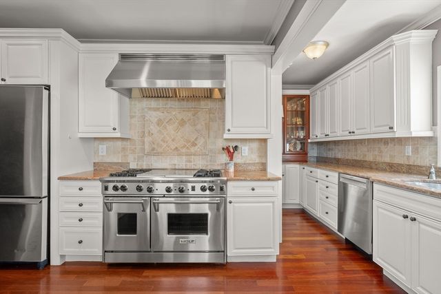 73 Union Street, Weymouth, MA 02190