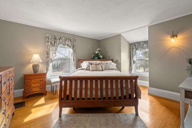 73 Union Street, Weymouth, MA 02190