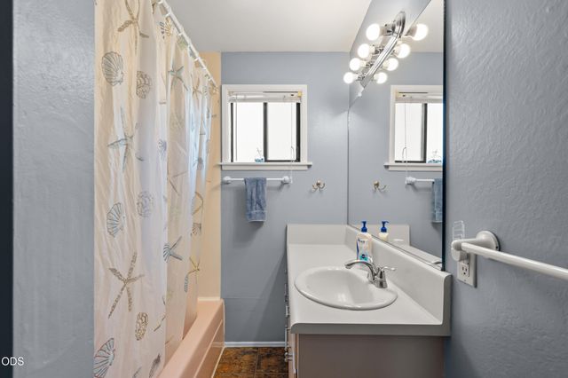3044 Elk Lane, Grants Pass, OR 97527