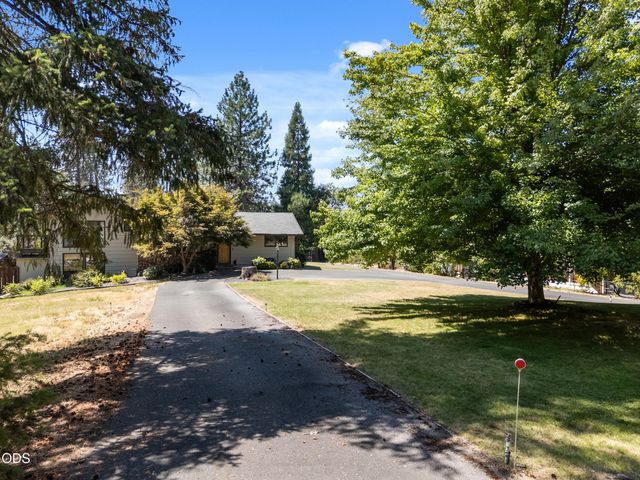 3044 Elk Lane, Grants Pass, OR 97527