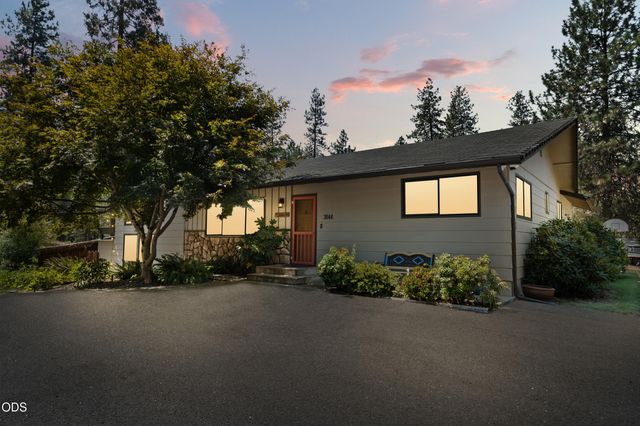 3044 Elk Lane, Grants Pass, OR 97527